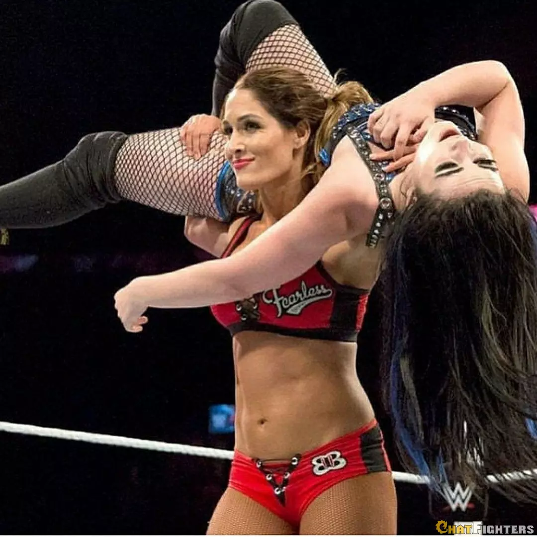 [IMAGE:https://venus.chatfighters.com/Content/profile/ie/fafbybwgthfuukrielfu_3085686012.webp]